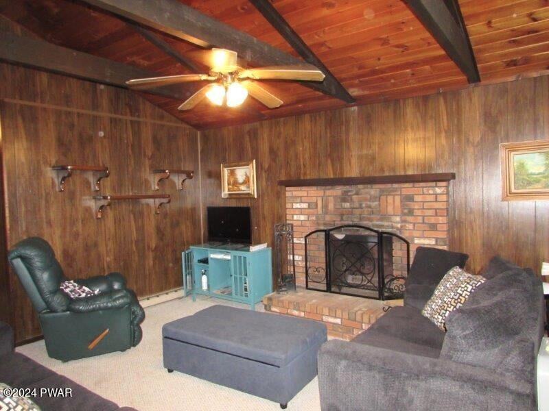 102 Surrey Ln - Photo 3 of 16