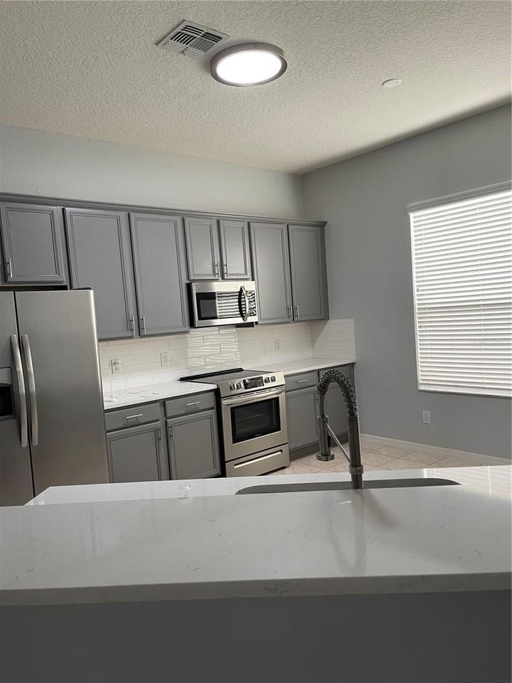 5450 Los Palma Vista Drive - Photo 7 of 8