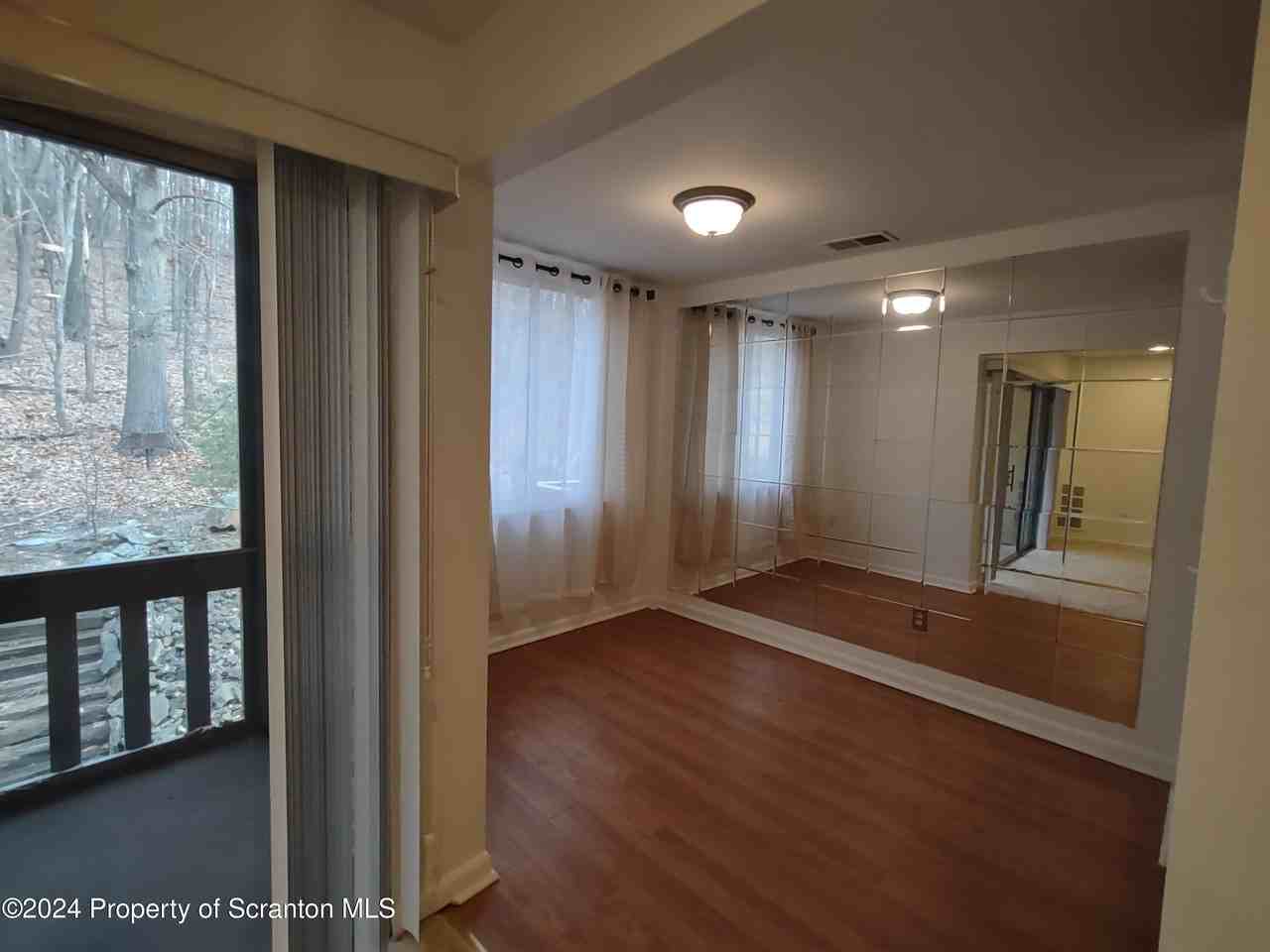 1708 Summit Pointe - Photo 7 of 13