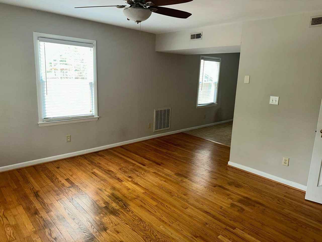 706 Mcculloch St - Photo 3 of 11