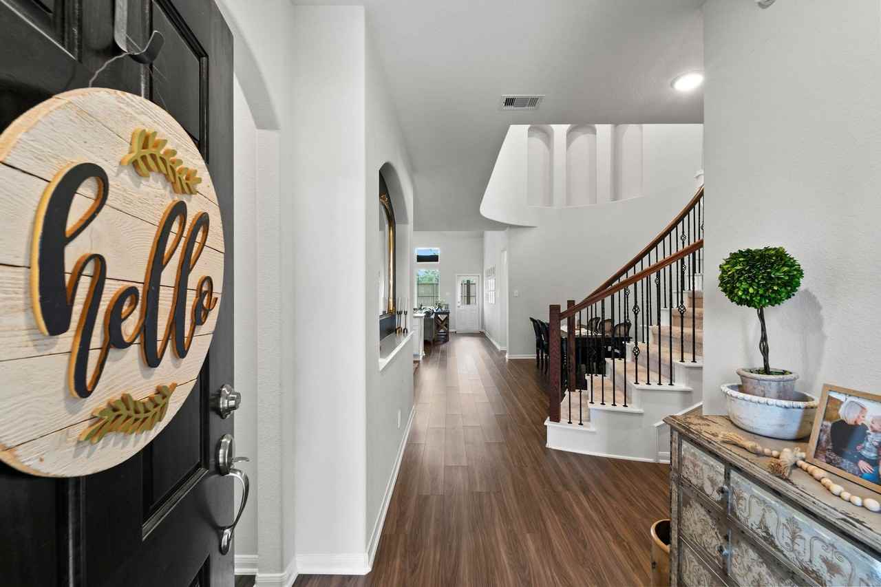 20127 Bushwick Falls Dr - Photo 3 of 40