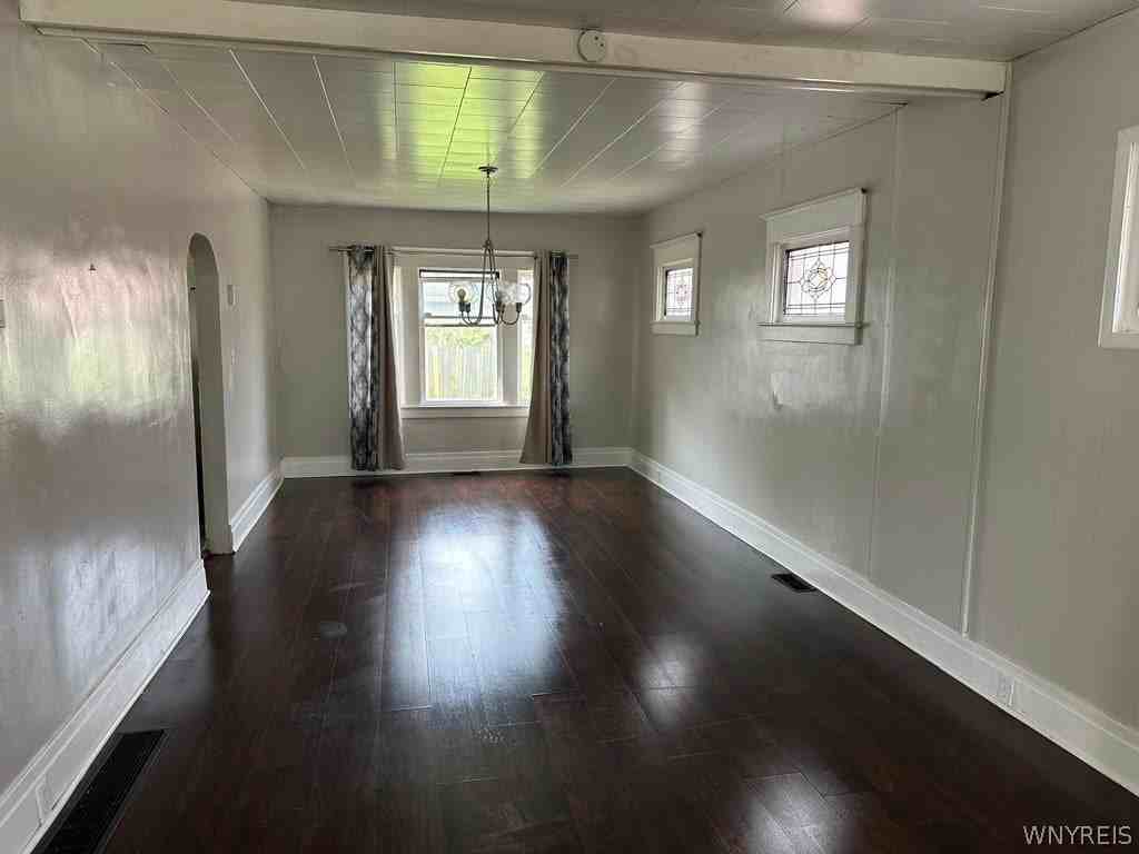 219 Stockbridge Ave - Photo 4 of 13