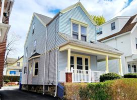 featured image of 25 Essex St