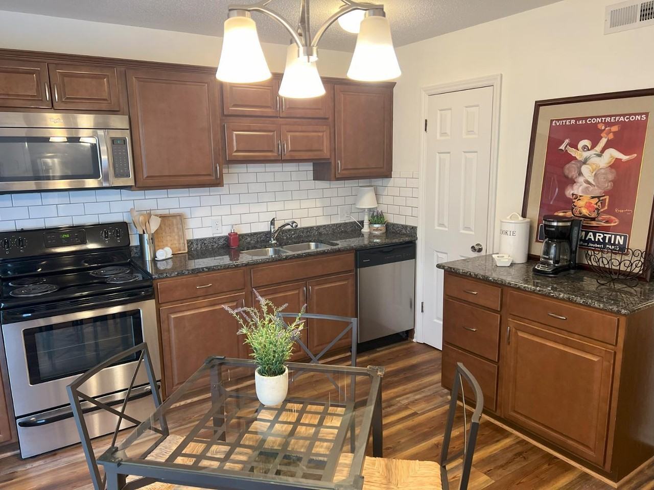 1241 S Fifth St - Photo 2 of 14