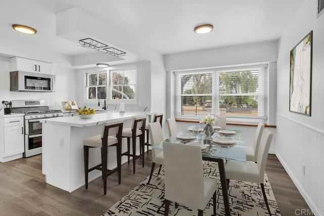 988 Pepper Dr - Photo 2 of 41