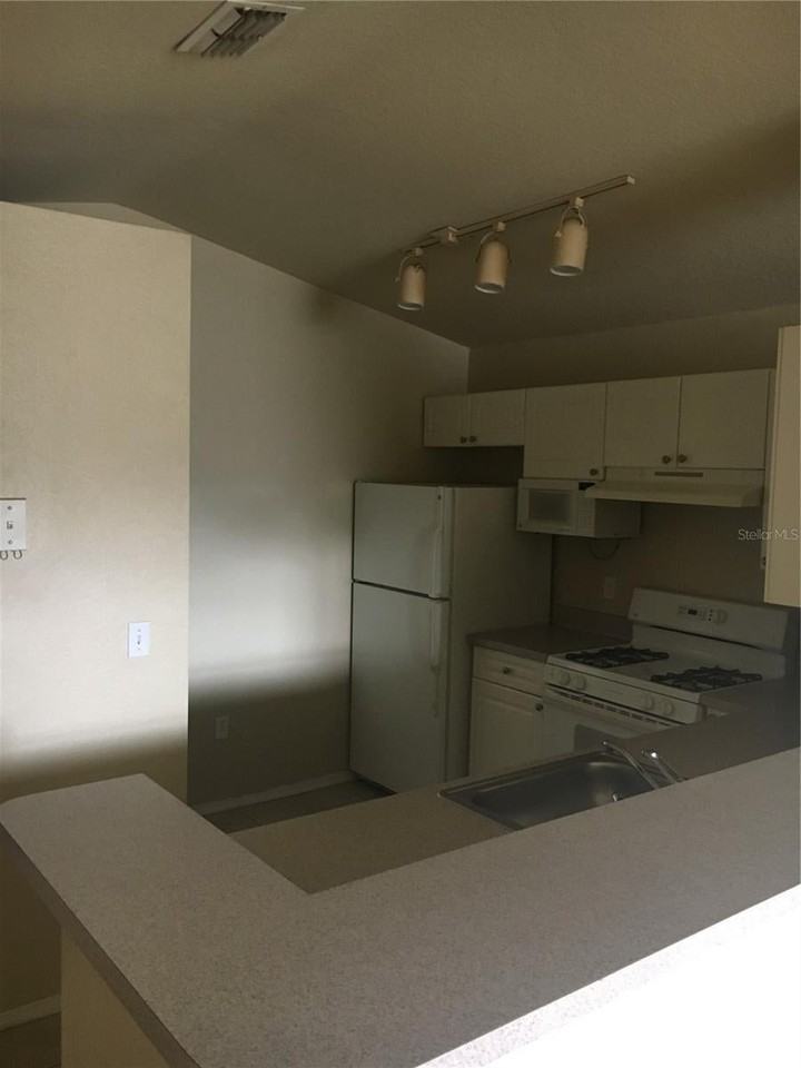 3319 Kirkman Road - Photo 5 of 10