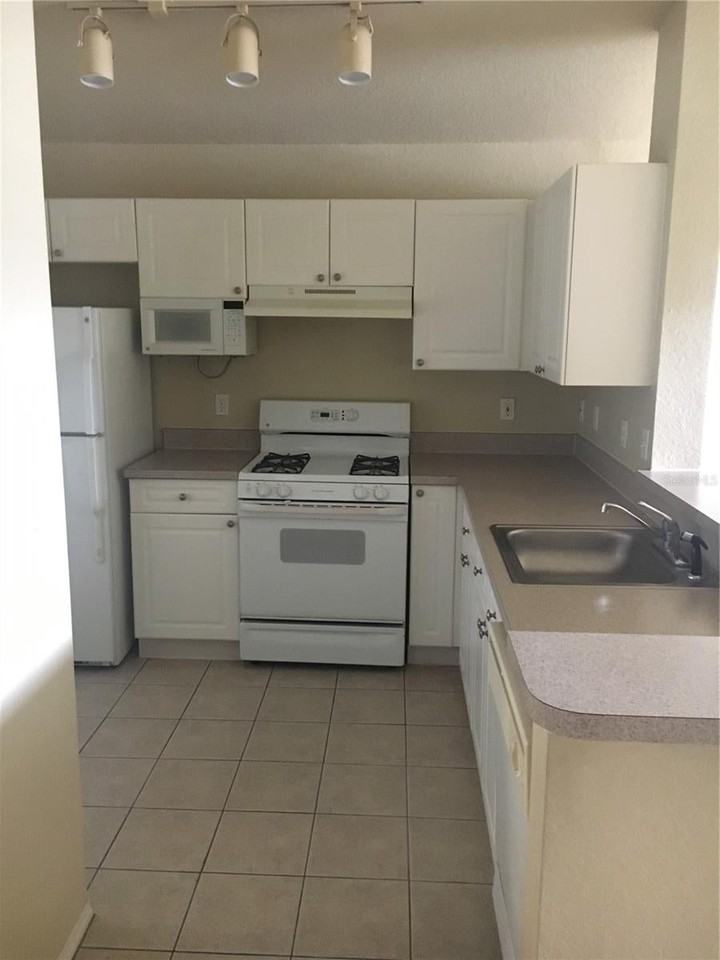 3319 Kirkman Road - Photo 6 of 10