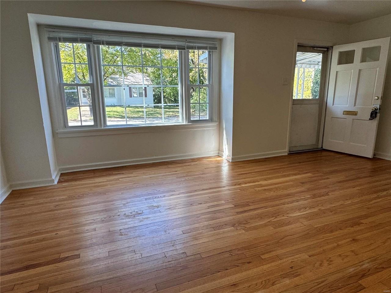 430 Corona Ct - Photo 2 of 32