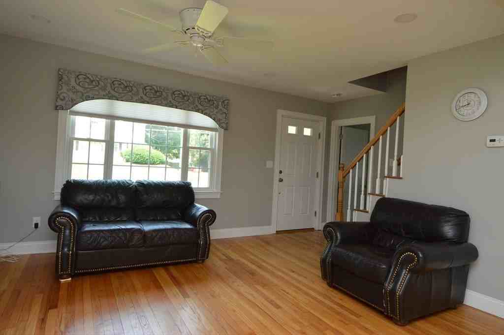 1188 Main St - Photo 6 of 29