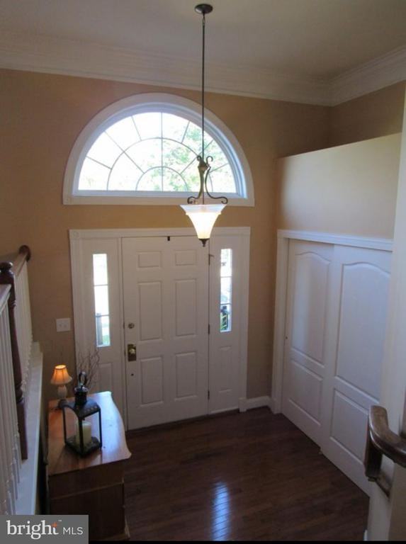 2458 N Whittmore St - Photo 3 of 28