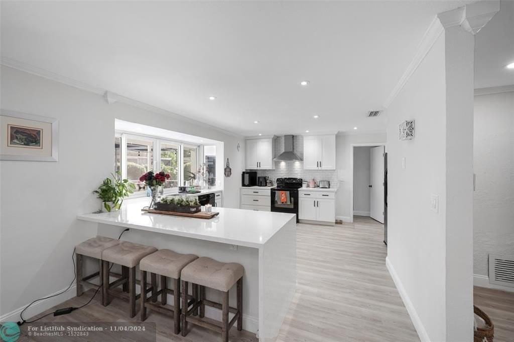 10484 Nw 3rd St - Photo 2 of 27