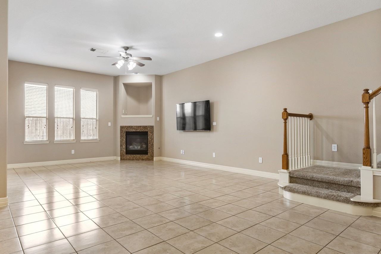 1906 Jara Ct - Photo 4 of 25