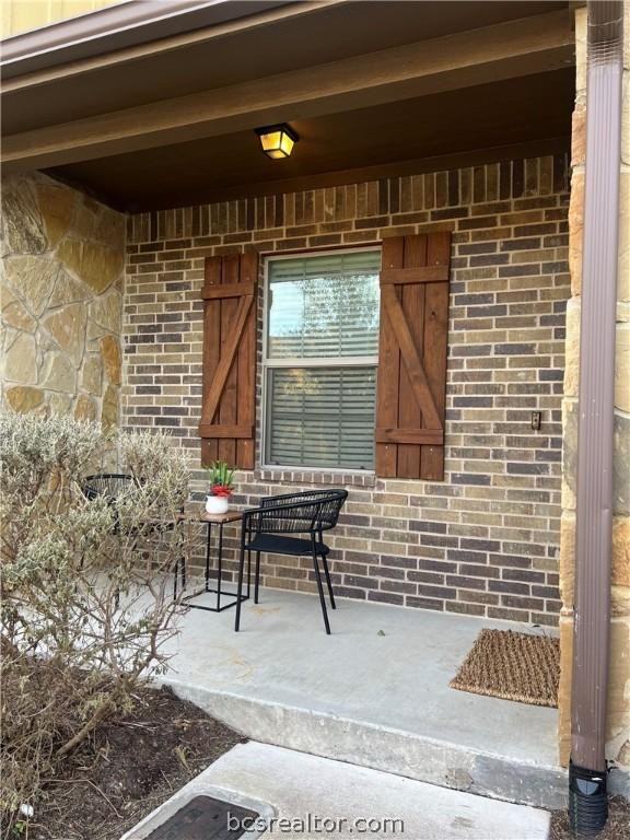 3002 Towers Parkway - Photo 2 of 50