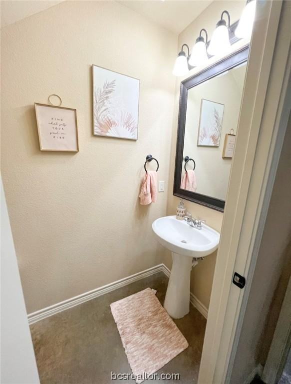 3002 Towers Parkway - Photo 7 of 50