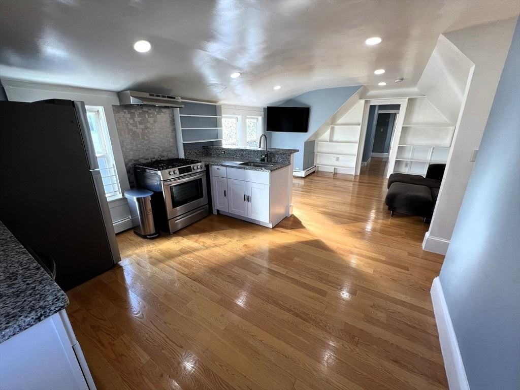 17 Harvard Ave - Photo 2 of 12