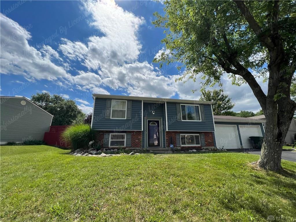 4521 Willow Mist Dr - Photo 2 of 37