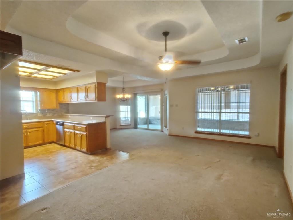 1581 S Gastel Cir - Photo 3 of 13