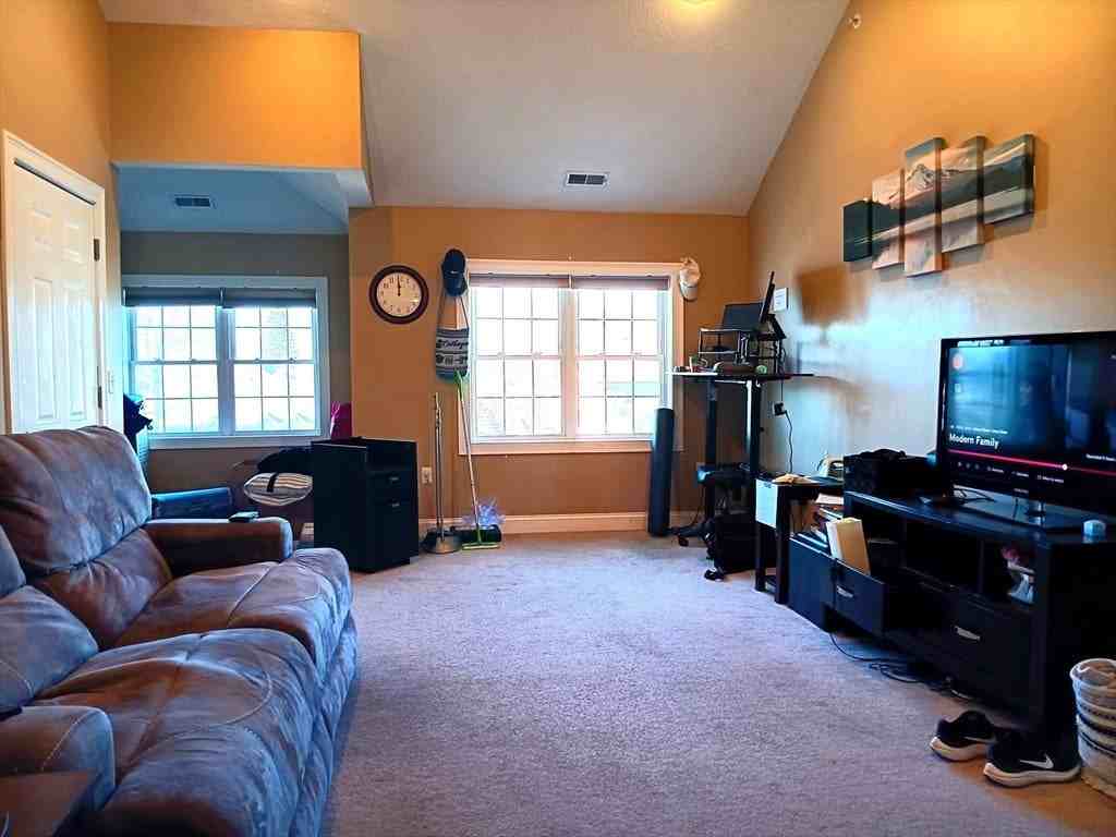 756 Moody St - Photo 2 of 9