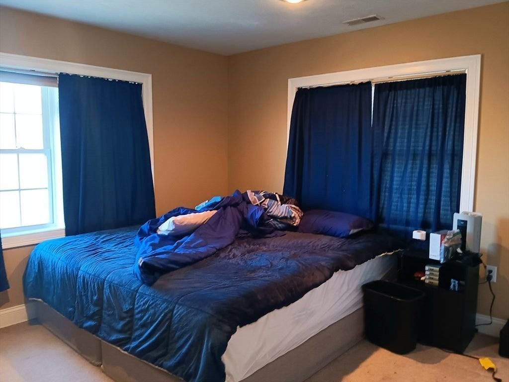 756 Moody St - Photo 6 of 9