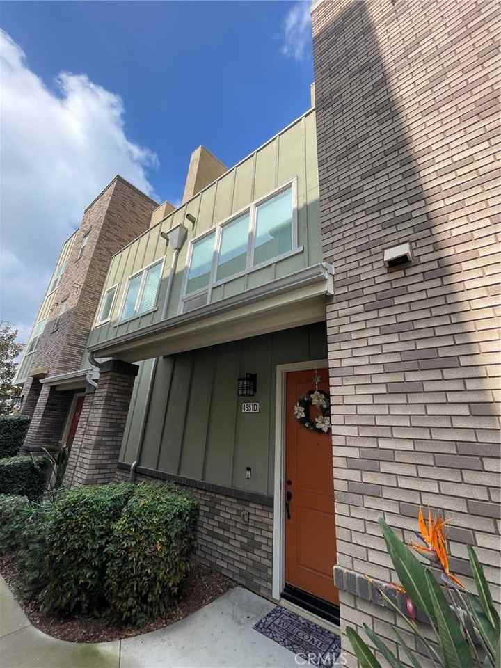 4951 Laurel - Photo 3 of 33