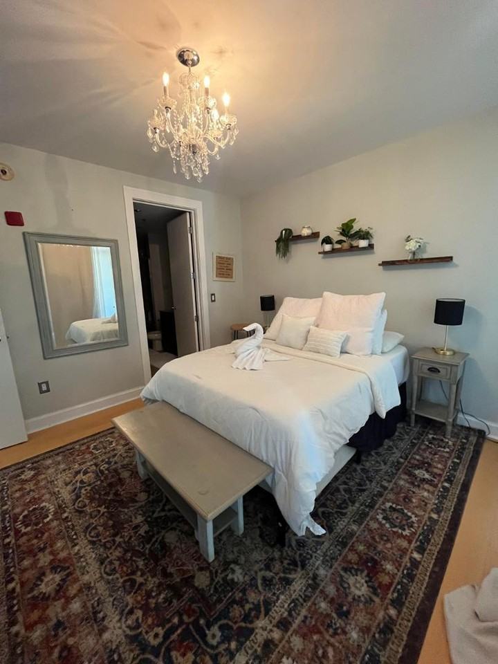 618 N Boylan Ave - Photo 5 of 15