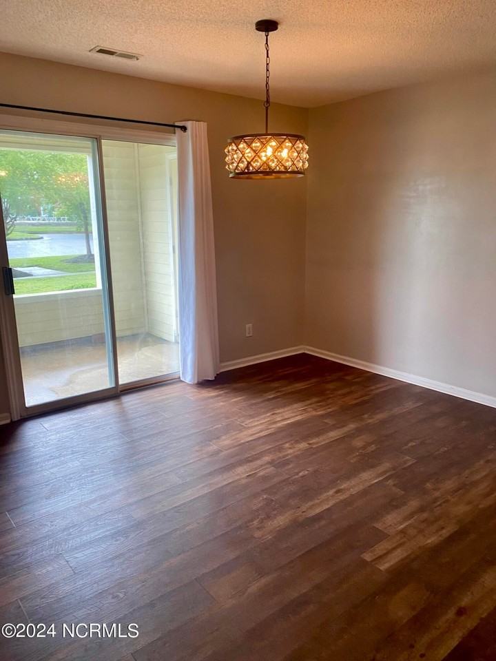 523 Spring Forest Rd - Photo 4 of 15