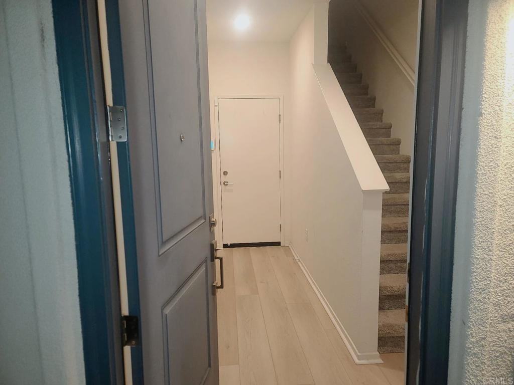1655 Sandbanks Dr - Photo 2 of 35