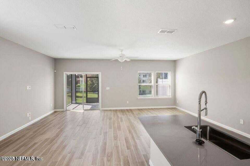 177 Boracay Cir - Photo 6 of 20