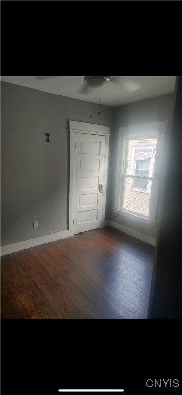 114 Gordon Ave - Photo 4 of 6