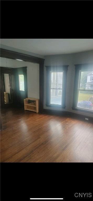 114 Gordon Ave - Photo 5 of 6