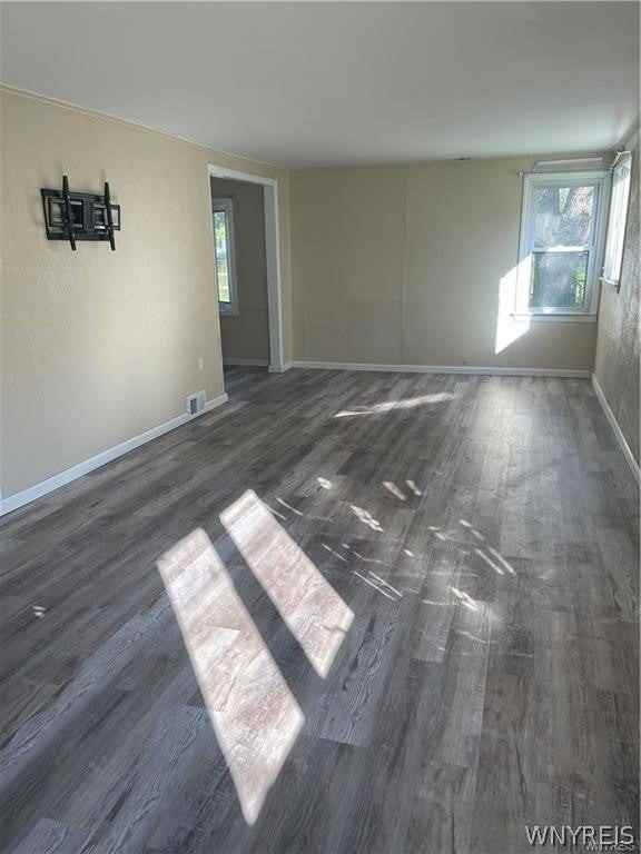 660 S Huth Rd - Photo 2 of 13