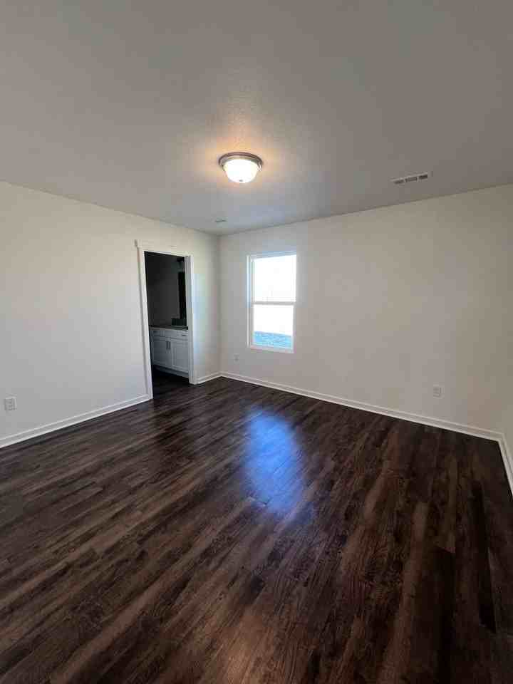 309 Eagle Edge Ave - Photo 6 of 28