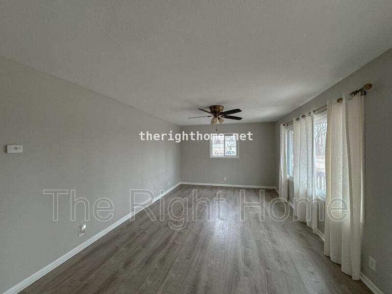 513 Hartman Ave - Photo 3 of 16
