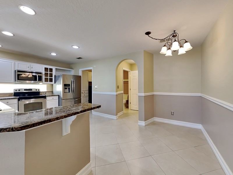 2831 Strand Cir - Photo 3 of 35