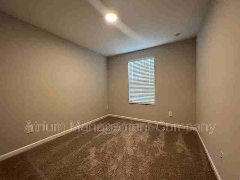 426 Cape Honeysuckle Pl - Photo 6 of 24