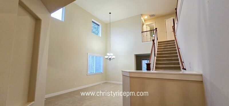 27440 254th Ct Se - Photo 3 of 27