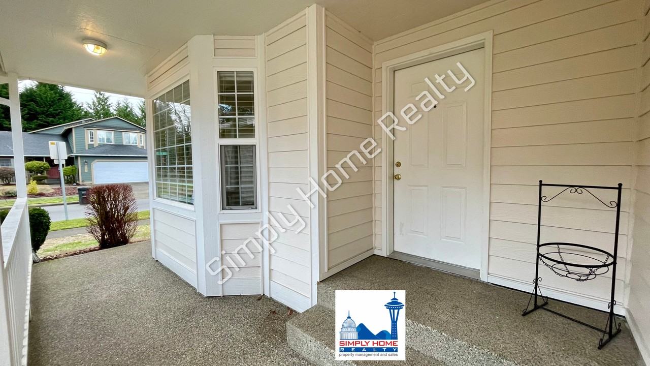 5049 Siskiyou St Se - Photo 3 of 37