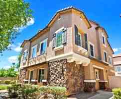 featured image of 4057 E Windsor Dr