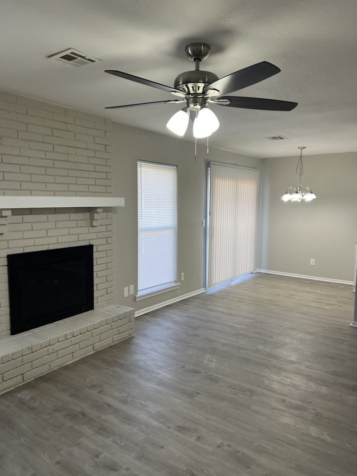 21515 E 33rd St S - Photo 3 of 14