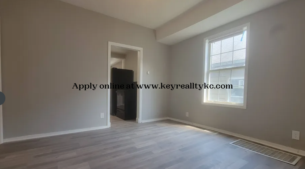 2529 Chelsea Ave - Photo 2 of 16