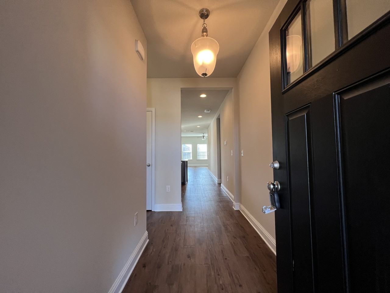 24501 Kipling Ct - Photo 2 of 18