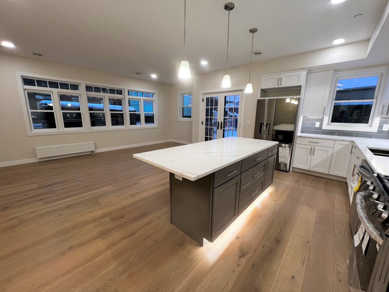 412 5Th St N - Photo 2 of 11