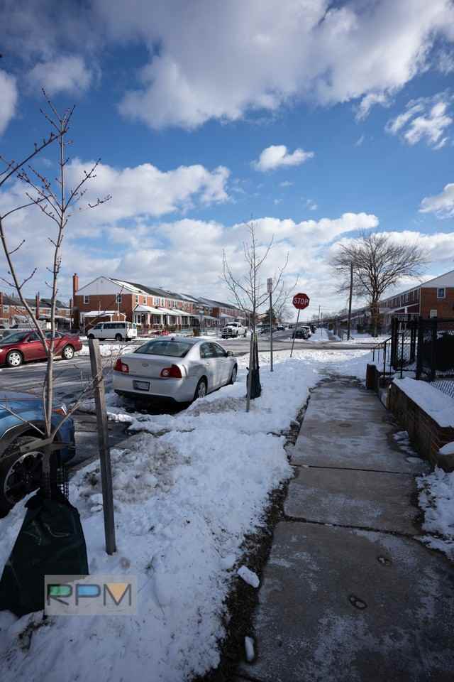 751 Arncliffe Rd - Photo 2 of 13