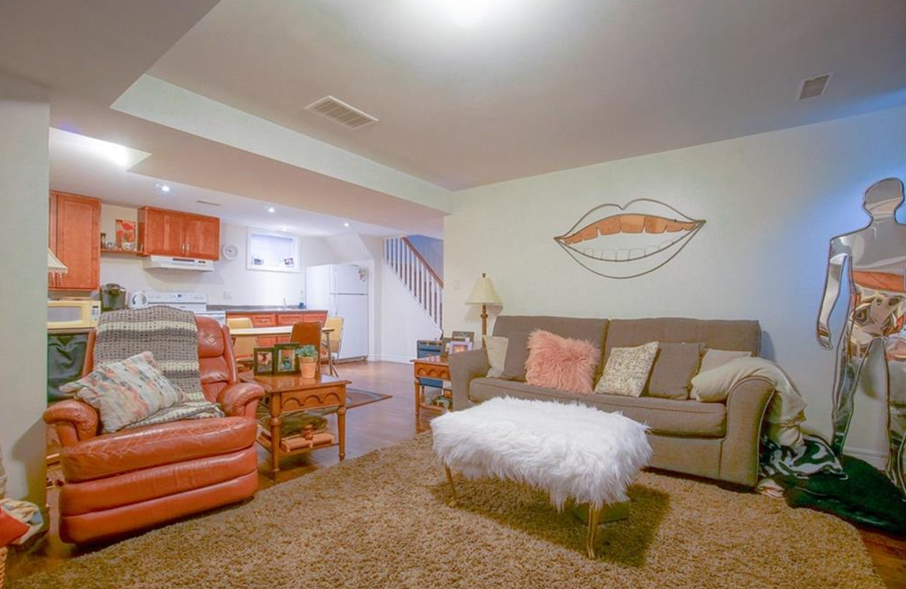 96 Lane Street - Photo 4 of 9