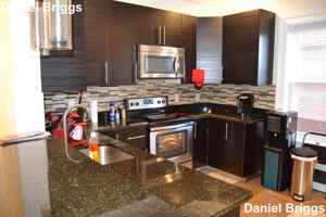 featured image of 74 Browne St #1