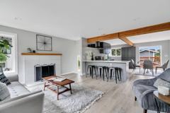 8511 2nd Ave NE - Photo 1 of 1