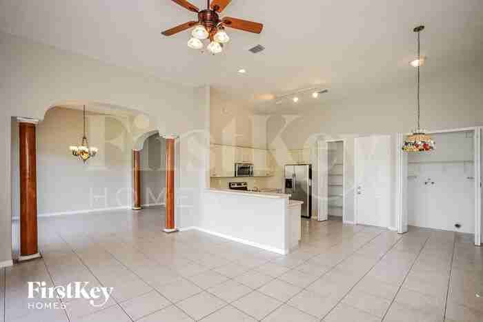 16617 Sw 81st Ter - Photo 3 of 15