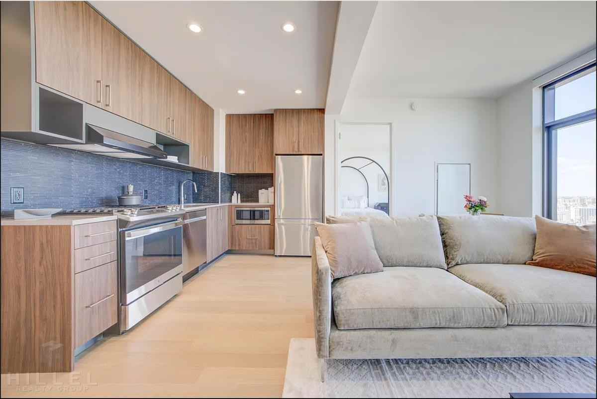 Willoughby Street #19D - Photo 3 of 12