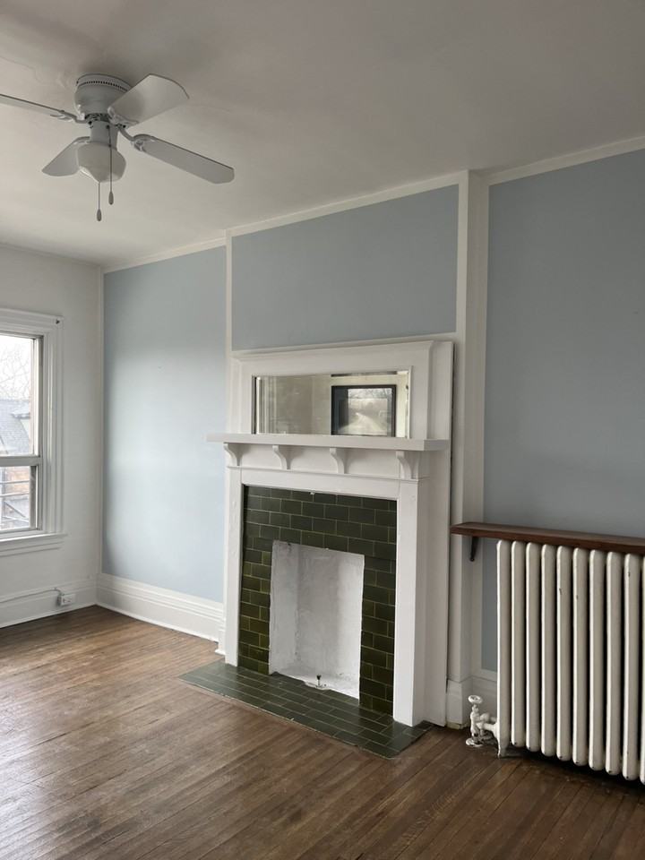 101 Roncesvalles Ave - Photo 2 of 17