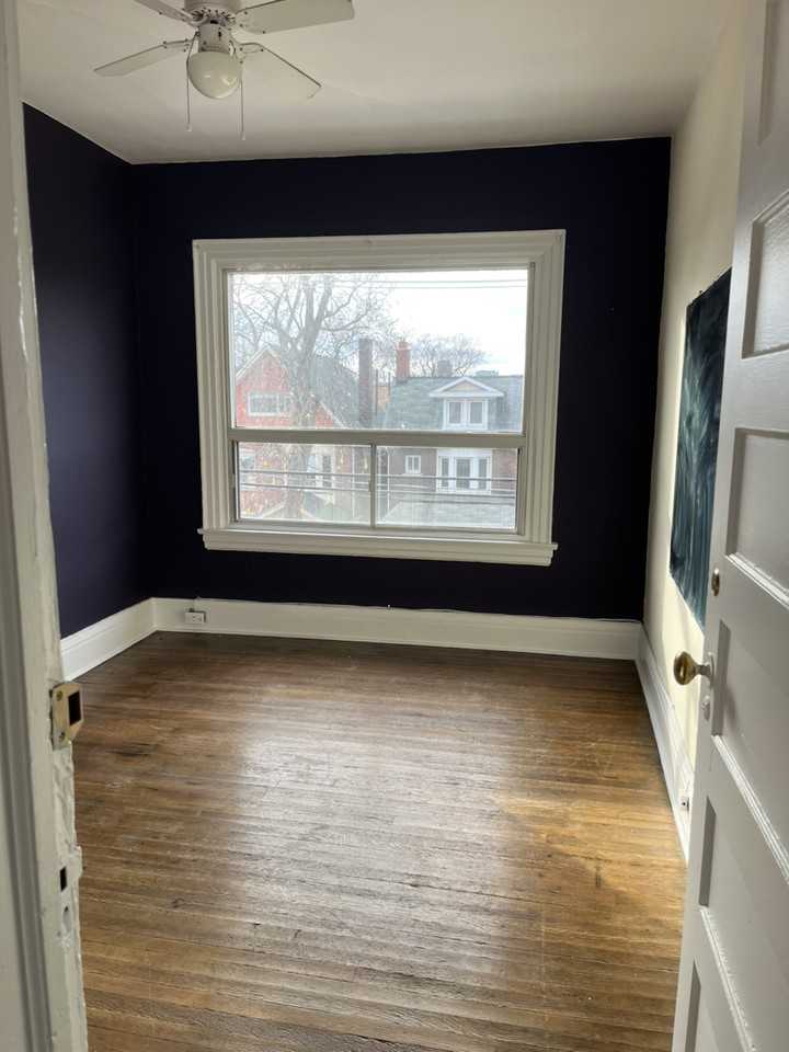 101 Roncesvalles Ave - Photo 5 of 17